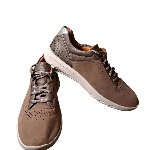 Rockport Comfort Sneakers Light Brown Suede Perforated Breathable Size 11 - Picture 1 of 12